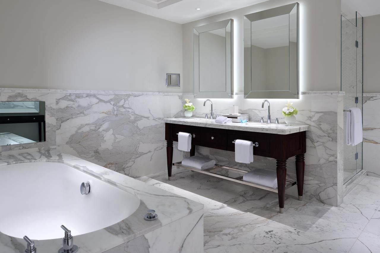 Signature Suite,1598935983:JPEG